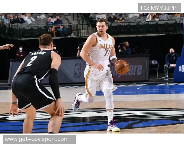 卡梅隆克里斯蒂第三节表现出色6中4砍下12分2助攻展现潜力